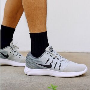 Nike Sneakers Mens 9 Grey Running Lunarstelos Low Sporty 844591-002 Platinum